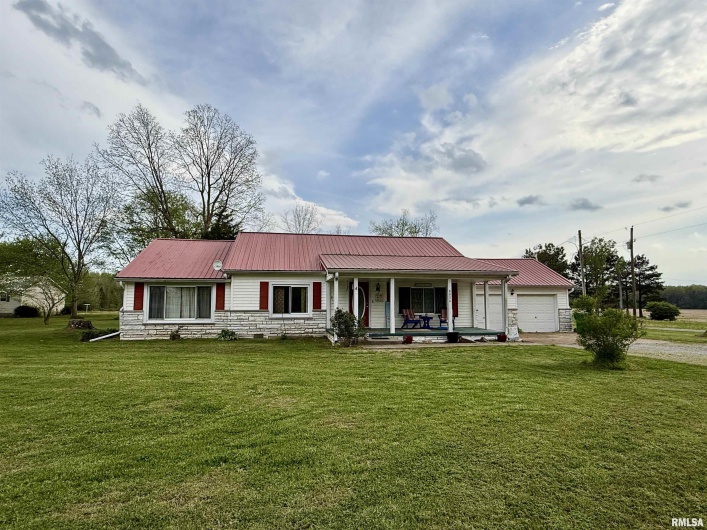 8806 Unionville Road, Brookport, Illinois 62910, 3 Bedrooms Bedrooms, 0 ,1 BathroomBathrooms,Residential,For Sale,Unionville,0,RMAEB457599