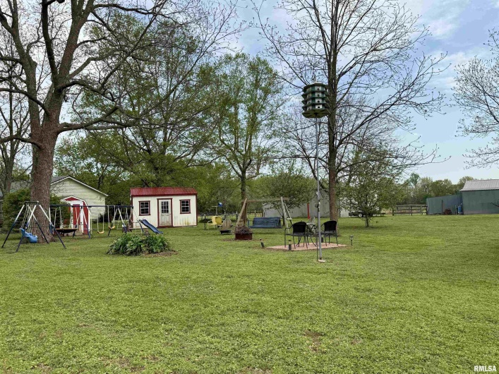 8806 Unionville Road, Brookport, Illinois 62910, 3 Bedrooms Bedrooms, 0 ,1 BathroomBathrooms,Residential,For Sale,Unionville,0,RMAEB457599