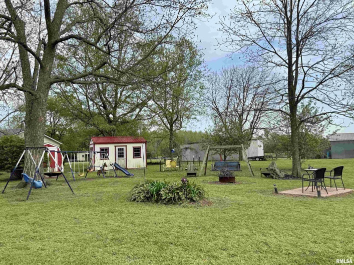 8806 Unionville Road, Brookport, Illinois 62910, 3 Bedrooms Bedrooms, 0 ,1 BathroomBathrooms,Residential,For Sale,Unionville,0,RMAEB457599