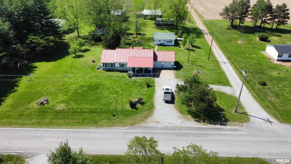 8806 Unionville Road, Brookport, Illinois 62910, 3 Bedrooms Bedrooms, 0 ,1 BathroomBathrooms,Residential,For Sale,Unionville,0,RMAEB457599