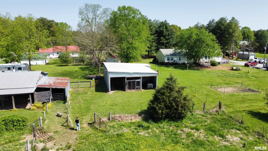 8806 Unionville Road, Brookport, Illinois 62910, 3 Bedrooms Bedrooms, 0 ,1 BathroomBathrooms,Residential,For Sale,Unionville,0,RMAEB457599