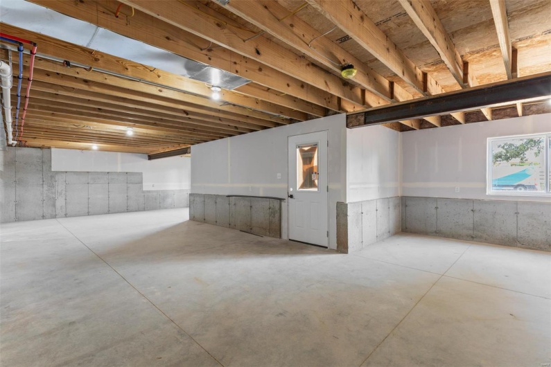833 Barclay Drive, Farmington, Missouri 63640, 3 Bedrooms Bedrooms, 7 Rooms Rooms,2 BathroomsBathrooms,Residential,For Sale,Barclay,MAR24022421