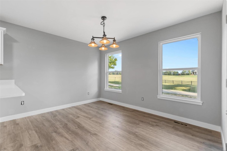 833 Barclay Drive, Farmington, Missouri 63640, 3 Bedrooms Bedrooms, 7 Rooms Rooms,2 BathroomsBathrooms,Residential,For Sale,Barclay,MAR24022421