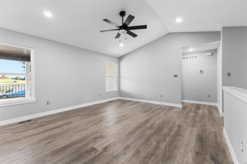 833 Barclay Drive, Farmington, Missouri 63640, 3 Bedrooms Bedrooms, 7 Rooms Rooms,2 BathroomsBathrooms,Residential,For Sale,Barclay,MAR24022421