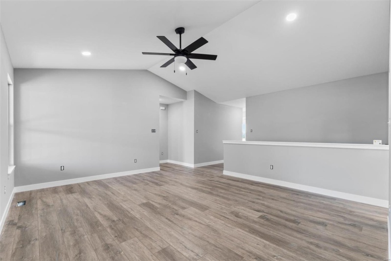 833 Barclay Drive, Farmington, Missouri 63640, 3 Bedrooms Bedrooms, 7 Rooms Rooms,2 BathroomsBathrooms,Residential,For Sale,Barclay,MAR24022421