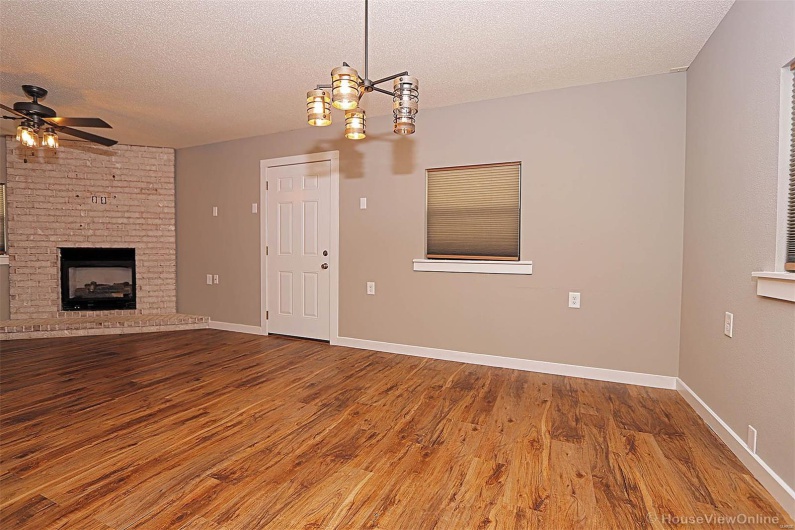 7517 Us Highway 61, Jackson, Missouri 63755, 3 Bedrooms Bedrooms, 8 Rooms Rooms,2 BathroomsBathrooms,Residential,For Sale,Us Highway 61,MAR25024933