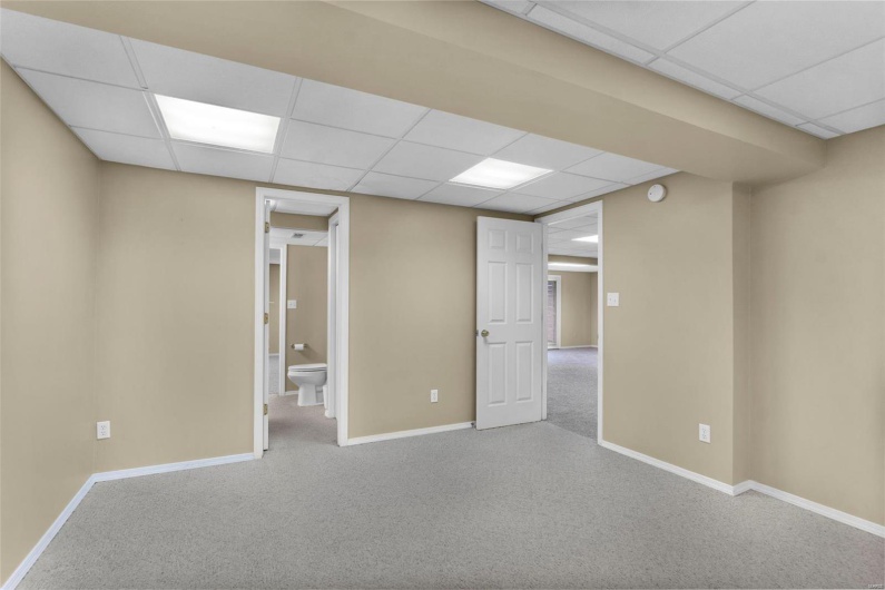 2226 Bent Creek Drive, Jackson, Missouri 63755, 3 Bedrooms Bedrooms, 7 Rooms Rooms,3 BathroomsBathrooms,Residential,For Sale,Bent Creek,MAR25023327