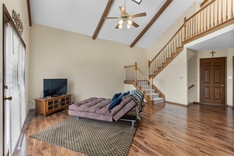 2226 Bent Creek Drive, Jackson, Missouri 63755, 3 Bedrooms Bedrooms, 7 Rooms Rooms,3 BathroomsBathrooms,Residential,For Sale,Bent Creek,MAR25023327