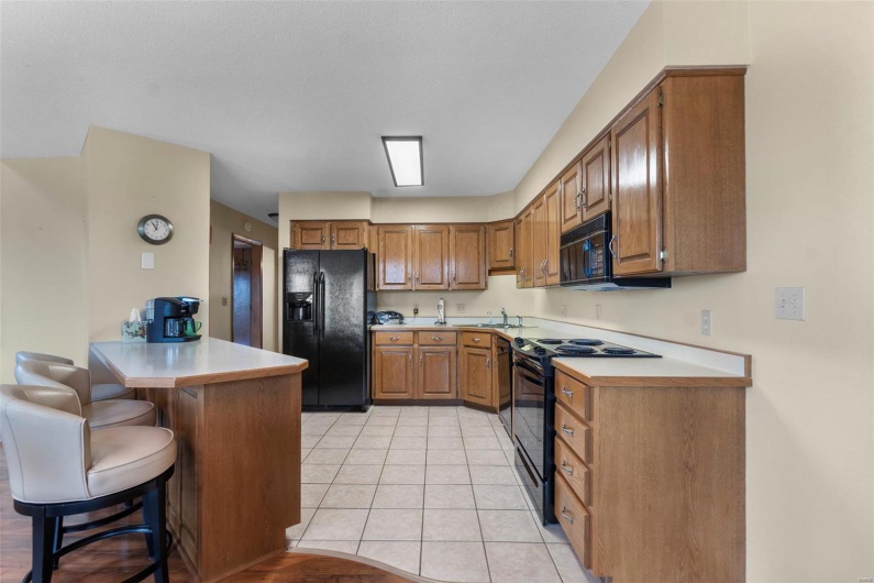 2226 Bent Creek Drive, Jackson, Missouri 63755, 3 Bedrooms Bedrooms, 7 Rooms Rooms,3 BathroomsBathrooms,Residential,For Sale,Bent Creek,MAR25023327