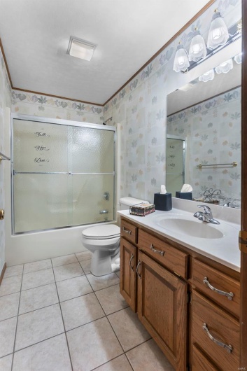 2226 Bent Creek Drive, Jackson, Missouri 63755, 3 Bedrooms Bedrooms, 7 Rooms Rooms,3 BathroomsBathrooms,Residential,For Sale,Bent Creek,MAR25023327