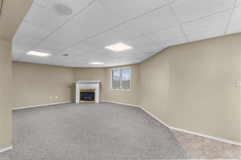 2226 Bent Creek Drive, Jackson, Missouri 63755, 3 Bedrooms Bedrooms, 7 Rooms Rooms,3 BathroomsBathrooms,Residential,For Sale,Bent Creek,MAR25023327