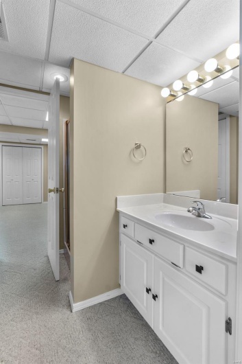 2226 Bent Creek Drive, Jackson, Missouri 63755, 3 Bedrooms Bedrooms, 7 Rooms Rooms,3 BathroomsBathrooms,Residential,For Sale,Bent Creek,MAR25023327