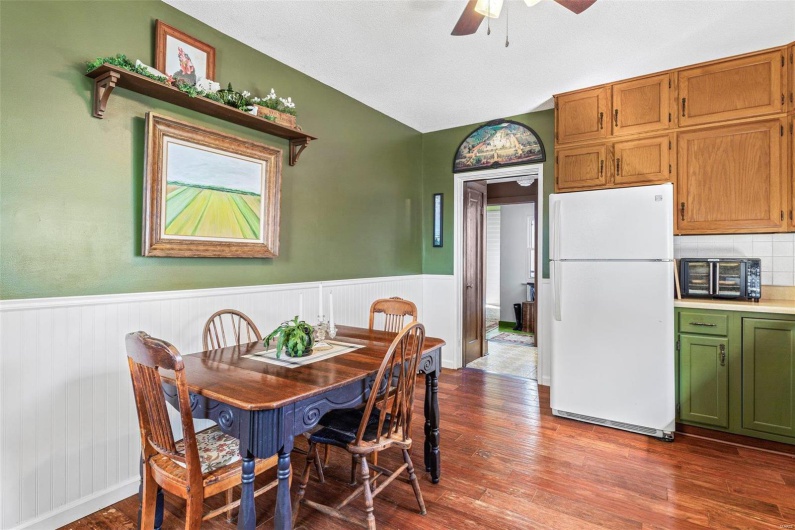 94 Jersey Ln, Bloomsdale, Missouri 63627, 3 Bedrooms Bedrooms, 6 Rooms Rooms,2 BathroomsBathrooms,Residential,For Sale,Jersey Ln,MAR24067101