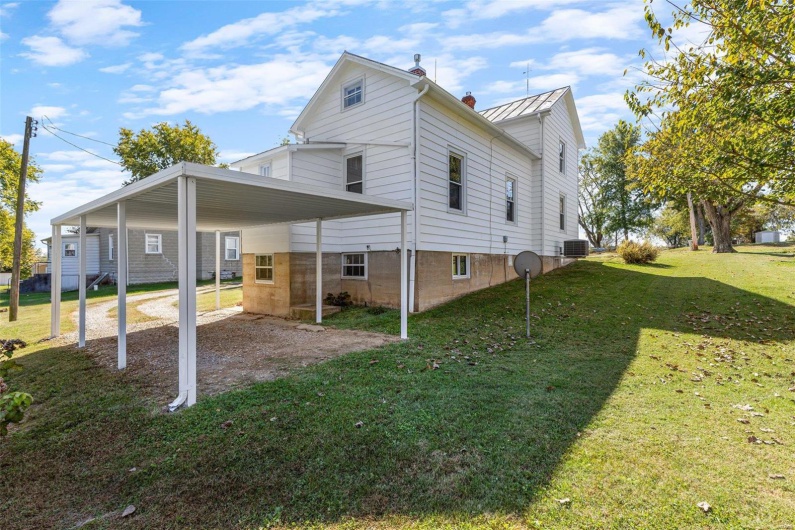 94 Jersey Ln, Bloomsdale, Missouri 63627, 3 Bedrooms Bedrooms, 6 Rooms Rooms,2 BathroomsBathrooms,Residential,For Sale,Jersey Ln,MAR24067101