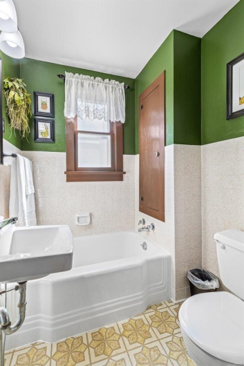 94 Jersey Ln, Bloomsdale, Missouri 63627, 3 Bedrooms Bedrooms, 6 Rooms Rooms,2 BathroomsBathrooms,Residential,For Sale,Jersey Ln,MAR24067101