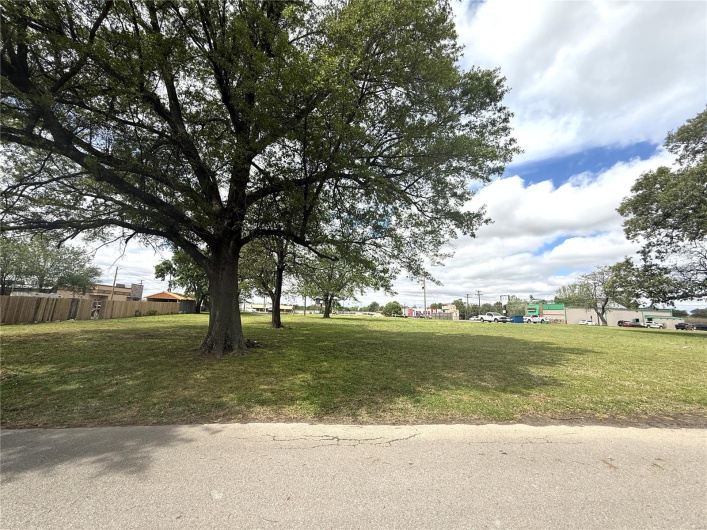 310 Independence Avenue, Kennett, Missouri 63857, ,Commercial Sale,For Sale,Independence,MAR25021406