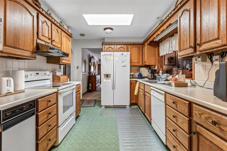 4648 Hillsboro Road, Farmington, Missouri 63640, 3 Bedrooms Bedrooms, 9 Rooms Rooms,2 BathroomsBathrooms,Residential,For Sale,Hillsboro,MAR25021088