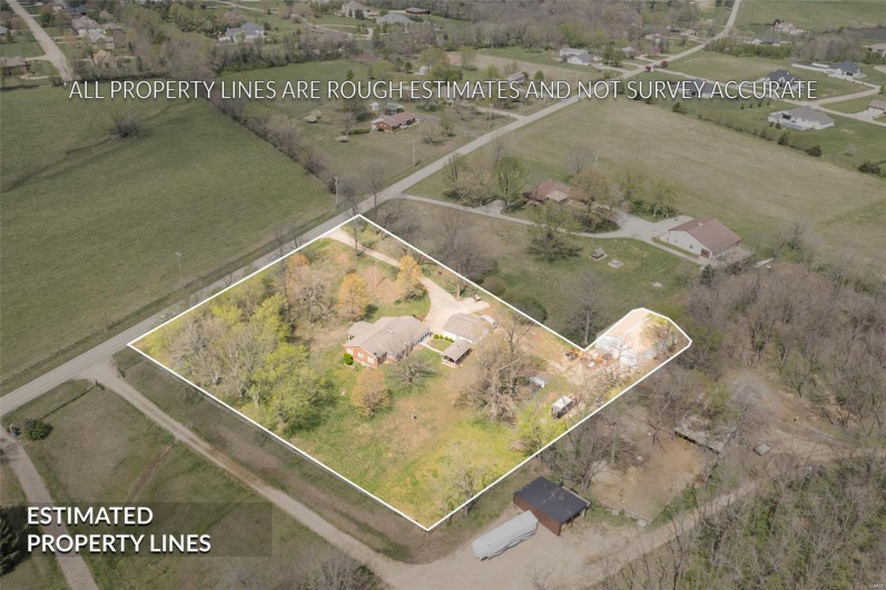 4648 Hillsboro Road, Farmington, Missouri 63640, 3 Bedrooms Bedrooms, 9 Rooms Rooms,2 BathroomsBathrooms,Residential,For Sale,Hillsboro,MAR25021088