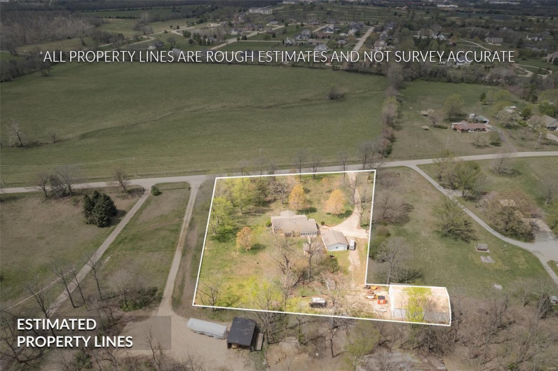 4648 Hillsboro Road, Farmington, Missouri 63640, 3 Bedrooms Bedrooms, 9 Rooms Rooms,2 BathroomsBathrooms,Residential,For Sale,Hillsboro,MAR25021088