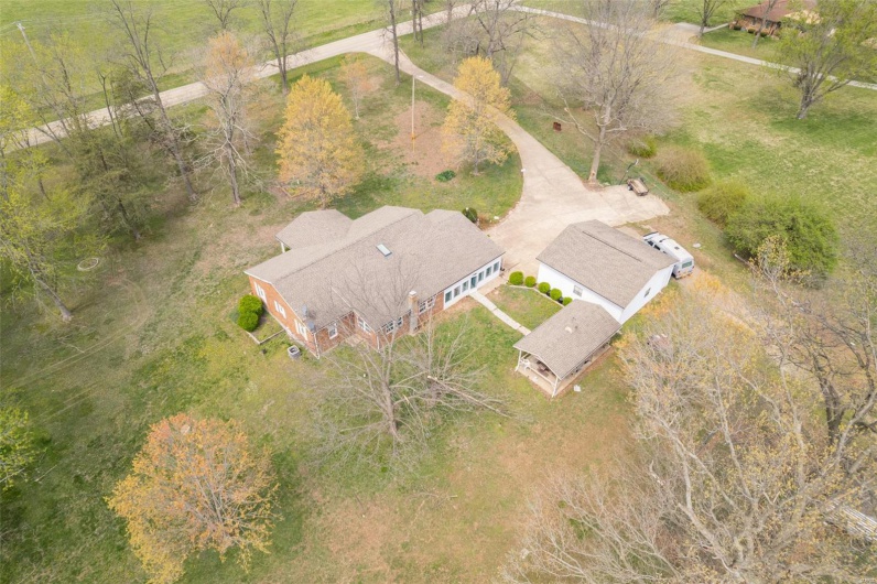 4648 Hillsboro Road, Farmington, Missouri 63640, 3 Bedrooms Bedrooms, 9 Rooms Rooms,2 BathroomsBathrooms,Residential,For Sale,Hillsboro,MAR25021088