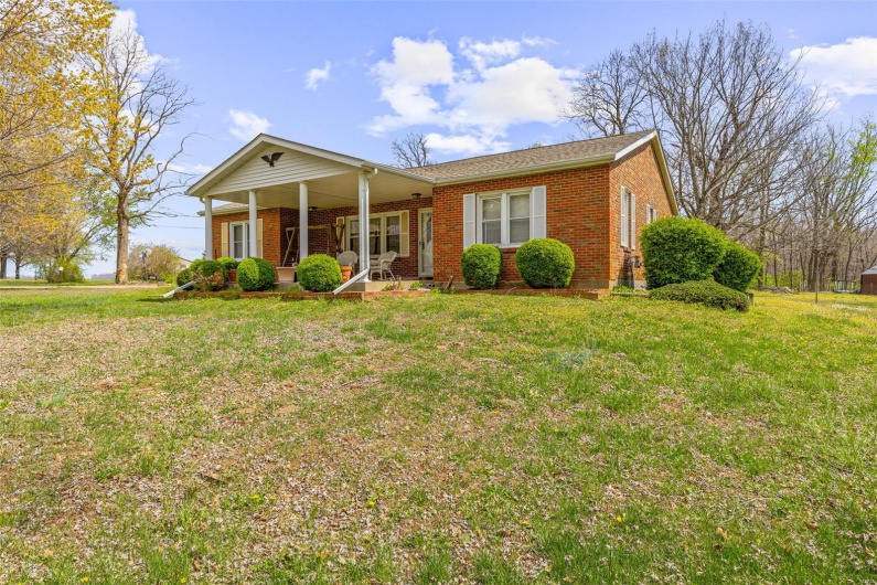 4648 Hillsboro Road, Farmington, Missouri 63640, 3 Bedrooms Bedrooms, 9 Rooms Rooms,2 BathroomsBathrooms,Residential,For Sale,Hillsboro,MAR25021088
