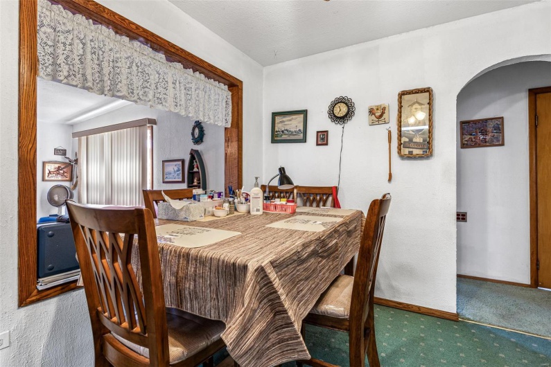 4648 Hillsboro Road, Farmington, Missouri 63640, 3 Bedrooms Bedrooms, 9 Rooms Rooms,2 BathroomsBathrooms,Residential,For Sale,Hillsboro,MAR25021088