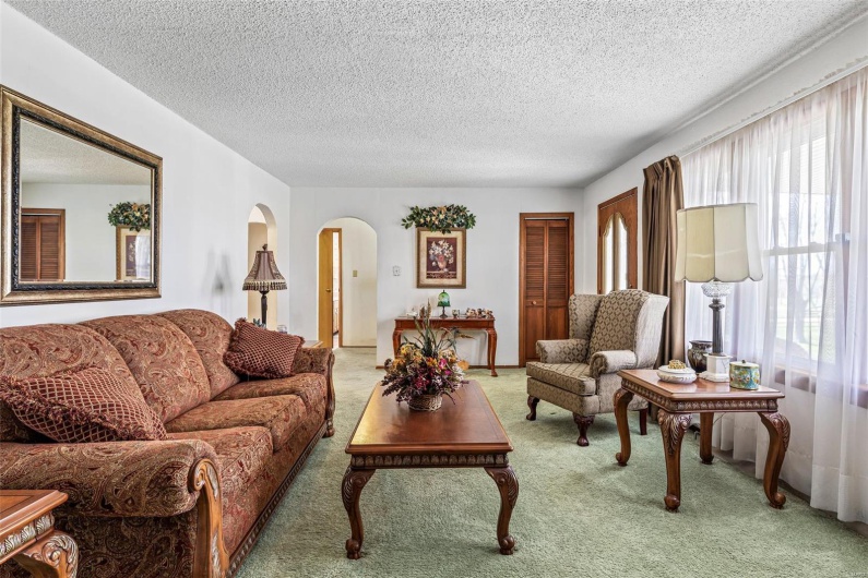 4648 Hillsboro Road, Farmington, Missouri 63640, 3 Bedrooms Bedrooms, 9 Rooms Rooms,2 BathroomsBathrooms,Residential,For Sale,Hillsboro,MAR25021088