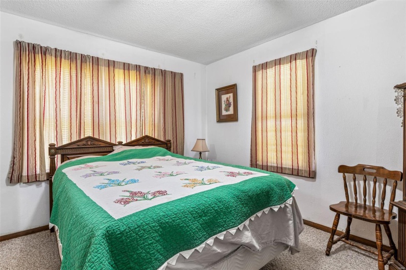 4648 Hillsboro Road, Farmington, Missouri 63640, 3 Bedrooms Bedrooms, 9 Rooms Rooms,2 BathroomsBathrooms,Residential,For Sale,Hillsboro,MAR25021088
