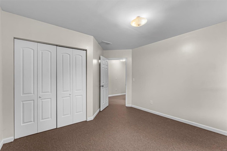 2600 Cobblestone Court, Cape Girardeau, Missouri 63701, 8 Bedrooms Bedrooms, 21 Rooms Rooms,5 BathroomsBathrooms,Residential,For Sale,Cobblestone,MAR25025201