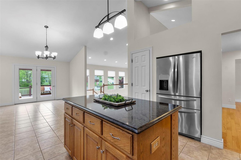 2600 Cobblestone Court, Cape Girardeau, Missouri 63701, 8 Bedrooms Bedrooms, 21 Rooms Rooms,5 BathroomsBathrooms,Residential,For Sale,Cobblestone,MAR25025201