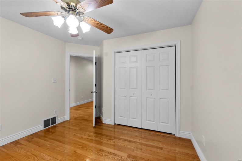 2600 Cobblestone Court, Cape Girardeau, Missouri 63701, 8 Bedrooms Bedrooms, 21 Rooms Rooms,5 BathroomsBathrooms,Residential,For Sale,Cobblestone,MAR25025201