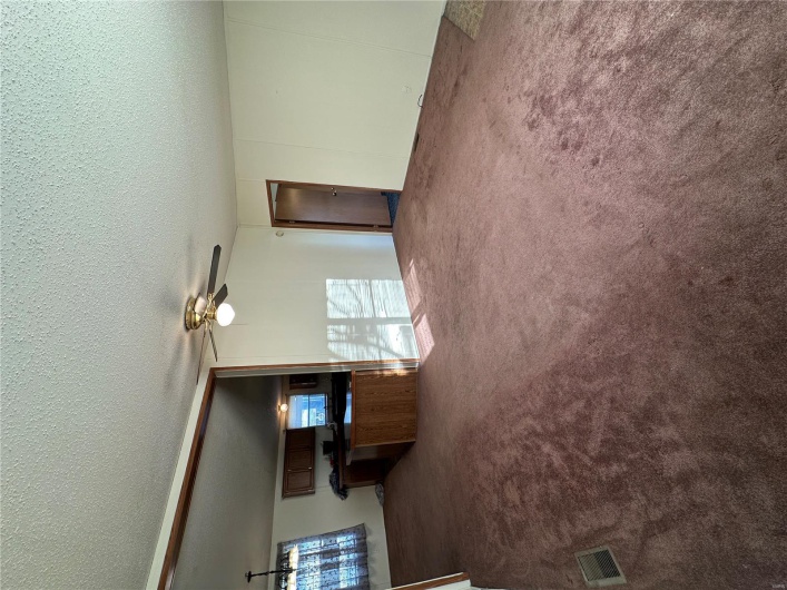 549 E Outer Rd, Sikeston, Missouri 63801, 3 Bedrooms Bedrooms, 8 Rooms Rooms,2 BathroomsBathrooms,Residential,For Sale,E Outer Rd,MAR25025282