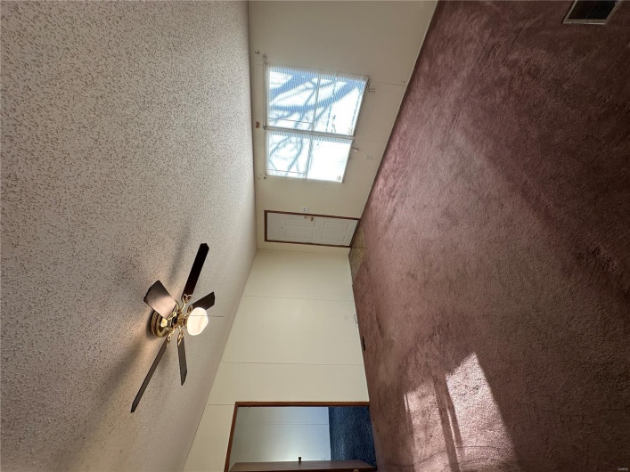 549 E Outer Rd, Sikeston, Missouri 63801, 3 Bedrooms Bedrooms, 8 Rooms Rooms,2 BathroomsBathrooms,Residential,For Sale,E Outer Rd,MAR25025282