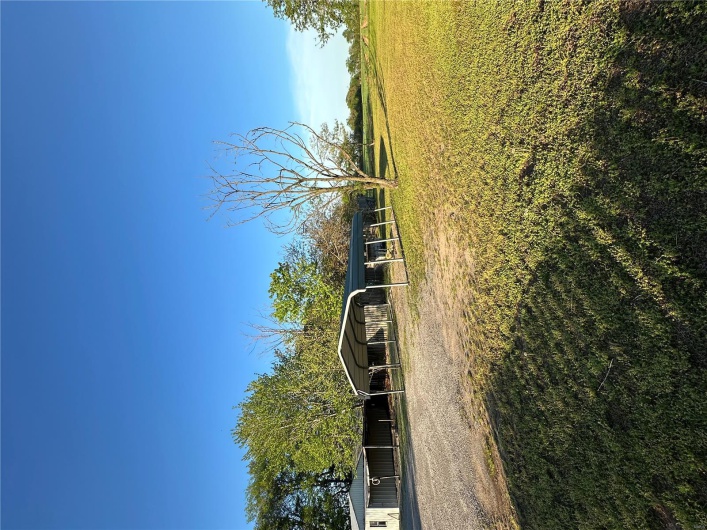 549 E Outer Rd, Sikeston, Missouri 63801, 3 Bedrooms Bedrooms, 8 Rooms Rooms,2 BathroomsBathrooms,Residential,For Sale,E Outer Rd,MAR25025282