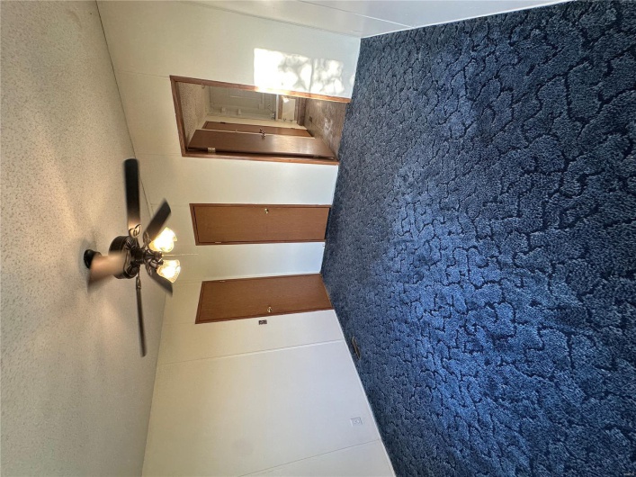549 E Outer Rd, Sikeston, Missouri 63801, 3 Bedrooms Bedrooms, 8 Rooms Rooms,2 BathroomsBathrooms,Residential,For Sale,E Outer Rd,MAR25025282