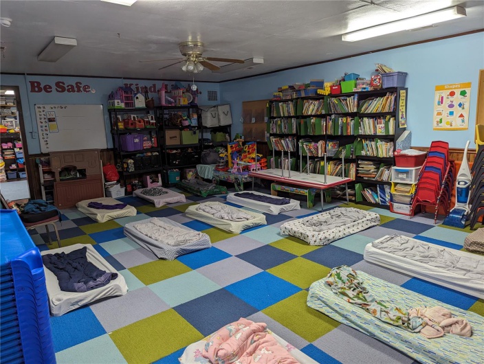 705 Burks Road, Farmington, Missouri 63640, 6 Rooms Rooms,Residential,For Sale,Burks,MAR25025271