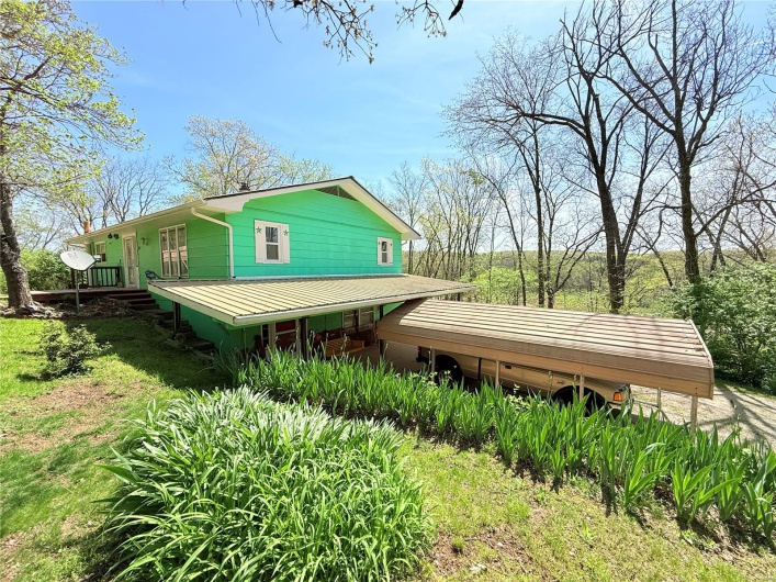 View of side of home