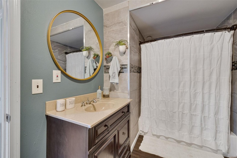 2nd Floor, Full Bath #2