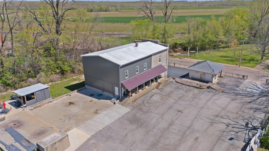 305 Main Street, Ste Genevieve, Missouri 63670, 5 Bedrooms Bedrooms, 12 Rooms Rooms,3 BathroomsBathrooms,Residential,For Sale,Main,MAR25024965