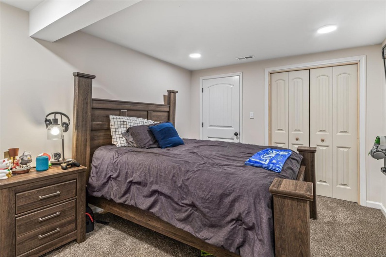 105 Shepherd Mountain Road, Farmington, Missouri 63640, 4 Bedrooms Bedrooms, 13 Rooms Rooms,3 BathroomsBathrooms,Residential,For Sale,Shepherd Mountain,MAR25024808