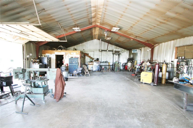 1686 Kingshighway Street, Perryville, Missouri 63775, ,Commercial Sale,For Sale,Kingshighway,MAR25025606