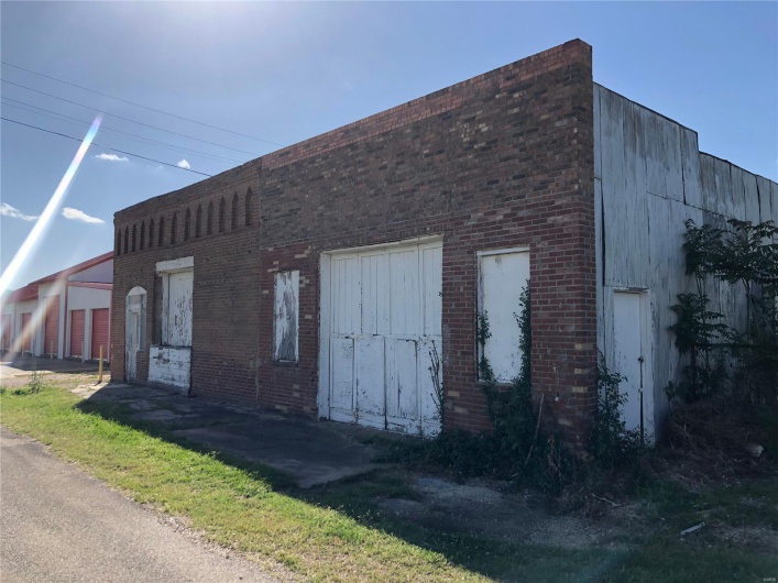 105 Grand, Campbell, Missouri 63933, ,Commercial Sale,For Sale,Grand,MAR25025642