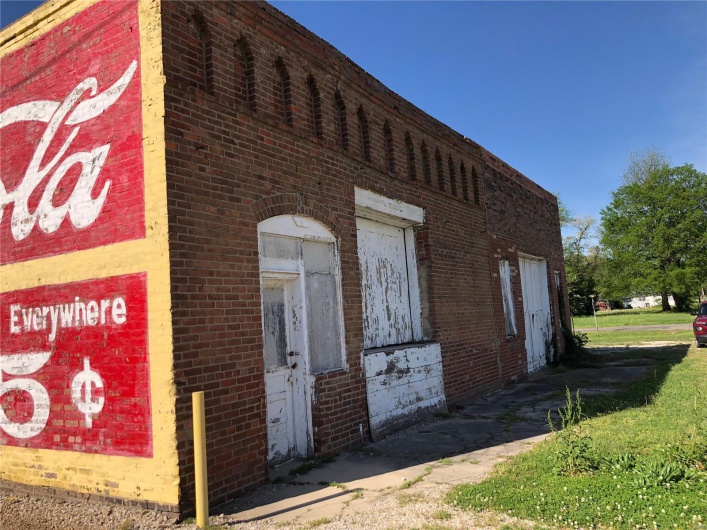 105 Grand, Campbell, Missouri 63933, ,Commercial Sale,For Sale,Grand,MAR25025642