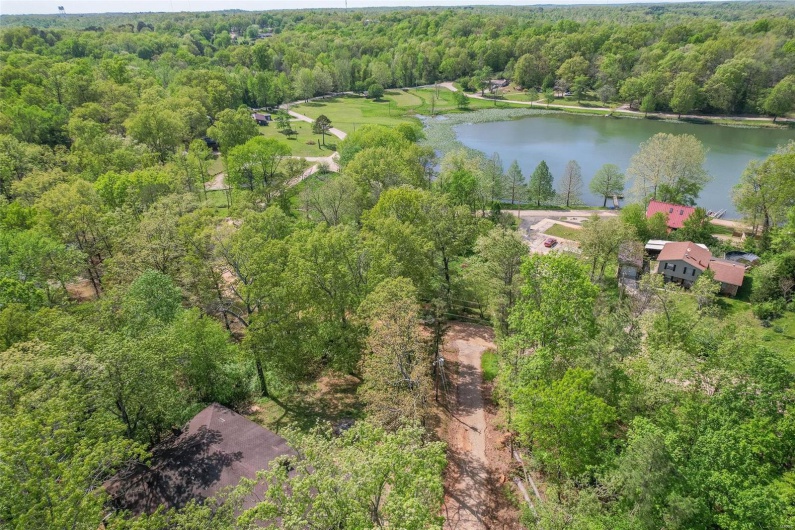 136 Rhinestone Ln, Poplar Bluff, Missouri 63901, 5 Bedrooms Bedrooms, 12 Rooms Rooms,3 BathroomsBathrooms,Residential,For Sale,Rhinestone Ln,MAR25025442
