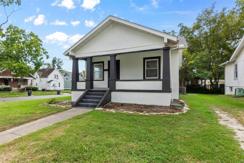 1401 Bessie Street, Cape Girardeau, Missouri 63701, 3 Bedrooms Bedrooms, 5 Rooms Rooms,1 BathroomBathrooms,Residential,For Sale,Bessie,MAR25025646