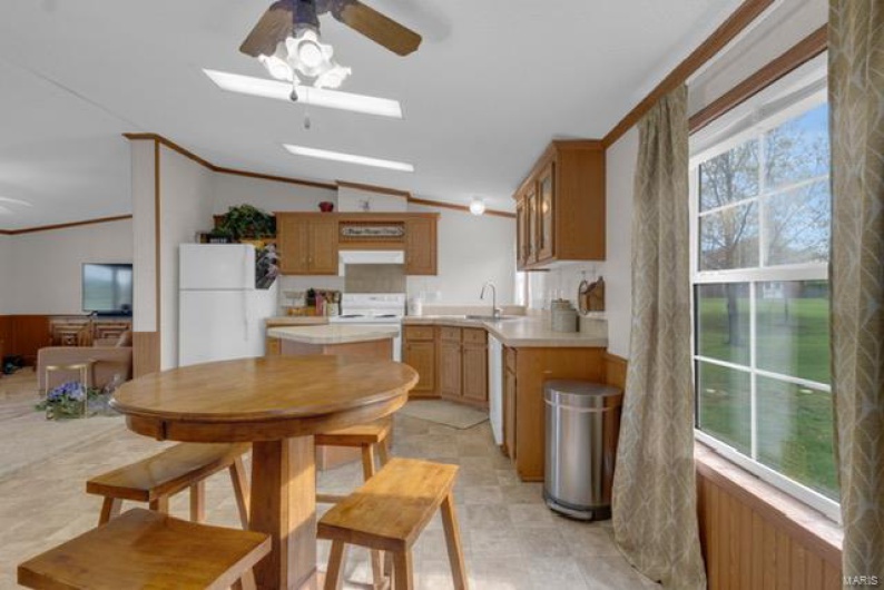 9643 Us Highway 61, Jackson, Missouri 63755, 3 Bedrooms Bedrooms, 5 Rooms Rooms,2 BathroomsBathrooms,Residential,For Sale,Us Highway 61,MAR25025527