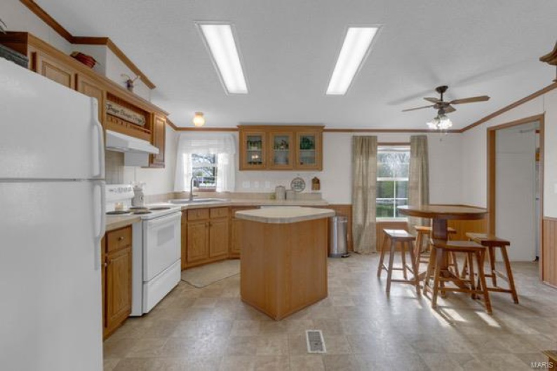 9643 Us Highway 61, Jackson, Missouri 63755, 3 Bedrooms Bedrooms, 5 Rooms Rooms,2 BathroomsBathrooms,Residential,For Sale,Us Highway 61,MAR25025527
