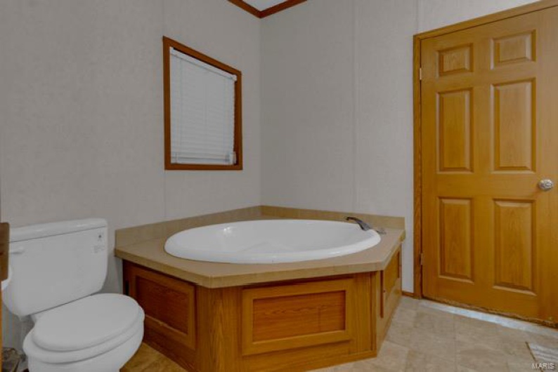 9643 Us Highway 61, Jackson, Missouri 63755, 3 Bedrooms Bedrooms, 5 Rooms Rooms,2 BathroomsBathrooms,Residential,For Sale,Us Highway 61,MAR25025527