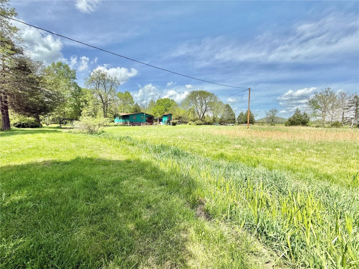 View of yard featuring a rural view