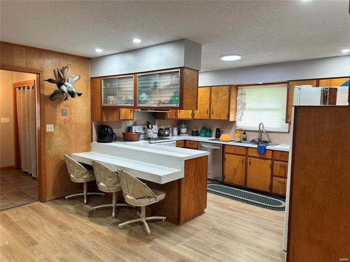 634 425th Road, Bertrand, Missouri 63823, 3 Bedrooms Bedrooms, 8 Rooms Rooms,2 BathroomsBathrooms,Residential,For Sale,425th,MAR25026841